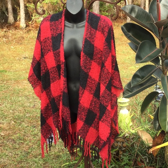 🌹NWT So Awesome Poncho / Wrap One Size Fits All Wardrobe Closet Must Have 🌹 - Picture 7 of 7